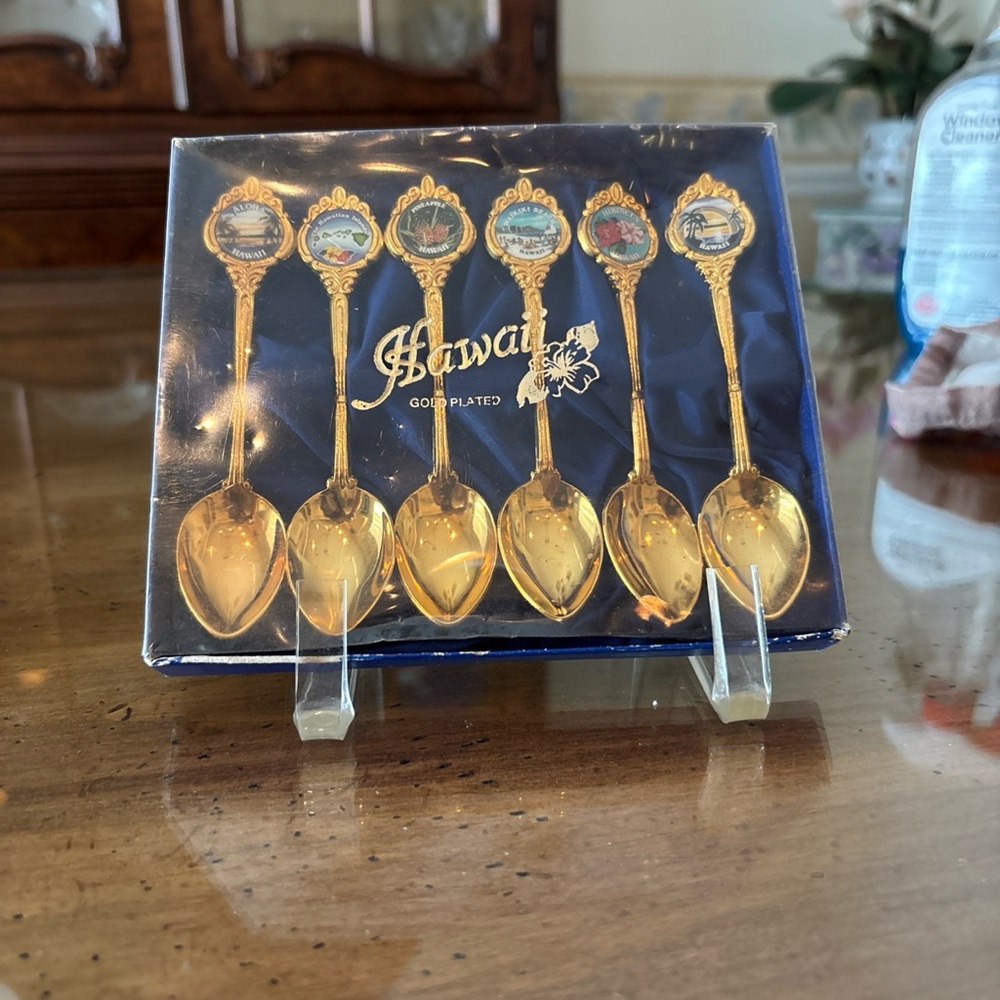 Gold-Plated Hawaii Souvenir Spoons Set